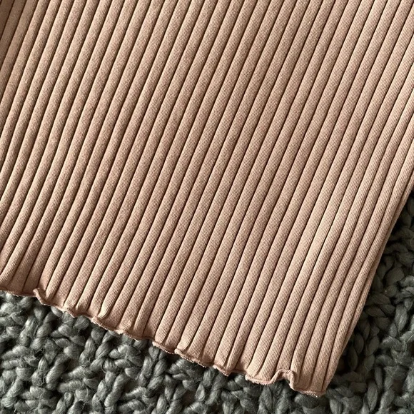 Old Navy Women's Ribbed Tank Top - Espresso - Picture 5 of 6